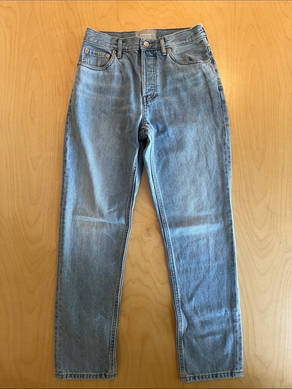 Everlane 90’s Cheeky Jean- light wash